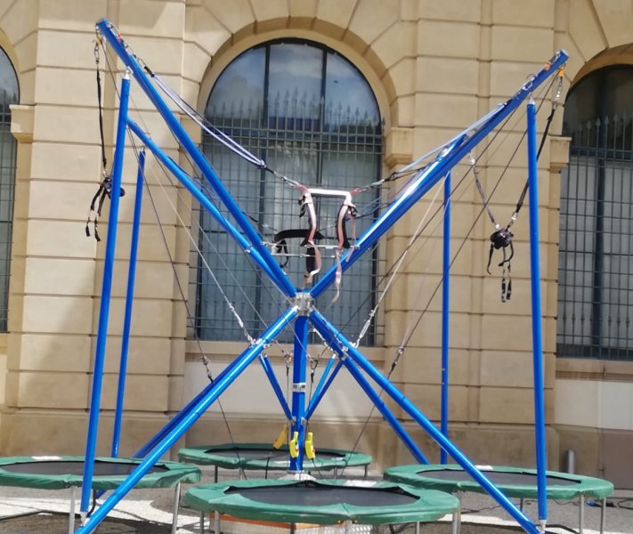 Bungee-Trampolin
